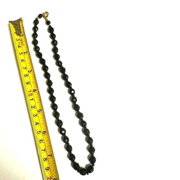 Black glass beaded necklace - Picture 4 of 6